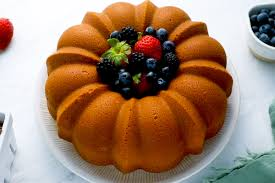 Bánh pound cake được chế biến được làm từ nguyên liệu rất đơn giản, hãy cùng yêu bếp núc tìm hiểu dưới bài viết nhé!