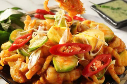 cách làm chân gà sốt thái