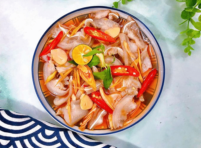 Cách làm tai heo ngâm nước mắm chua ngọt