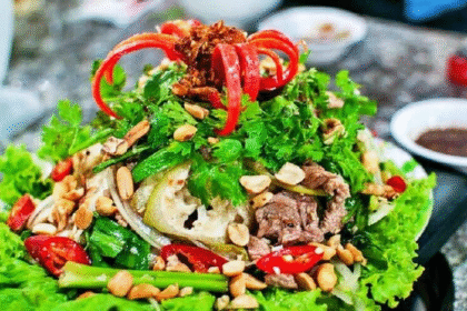 Hướng dẫn cách làm gỏi bò bóp thấu thơm ngon tại nhà