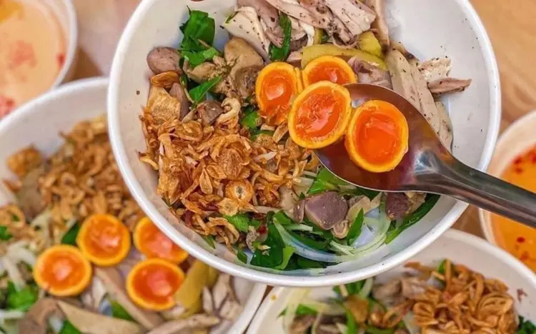 Công thức làm bánh ướt lòng gà ngon